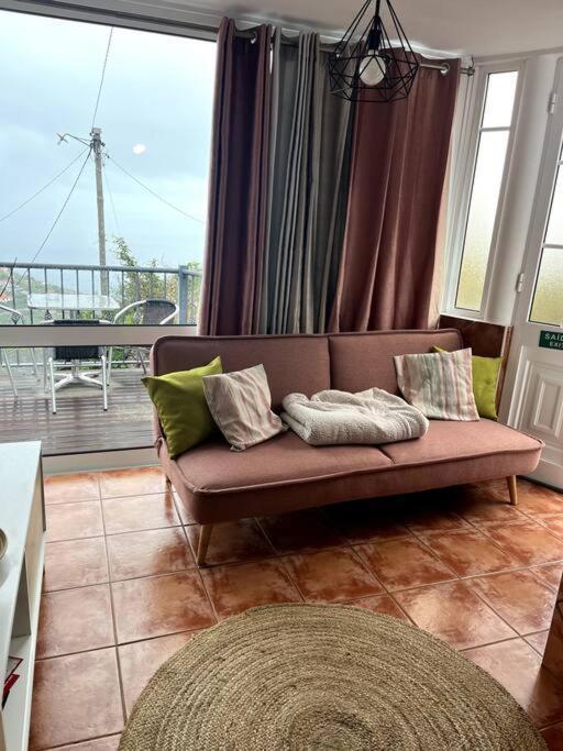Kleines Haus Am Meer Arco da Calheta  Bagian luar foto