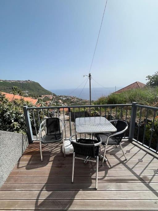 Kleines Haus Am Meer Arco da Calheta  Bagian luar foto